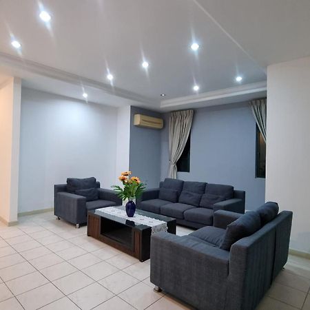 Kenyalang Emerald Riverine Resort Homestay 쿠칭 외부 사진