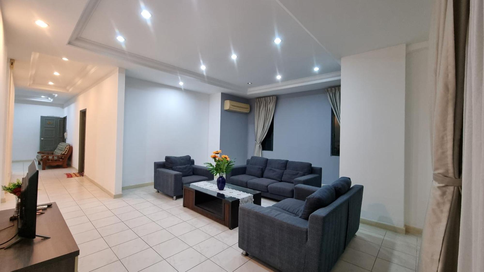Kenyalang Emerald Riverine Resort Homestay 쿠칭 외부 사진