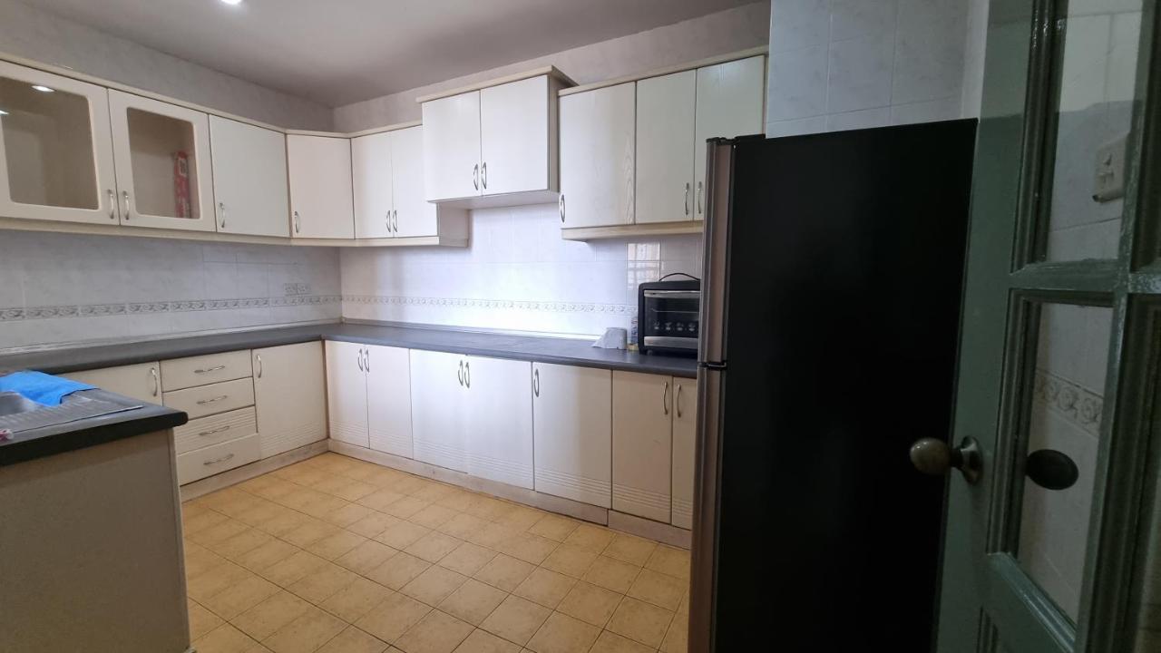 Kenyalang Emerald Riverine Resort Homestay 쿠칭 외부 사진